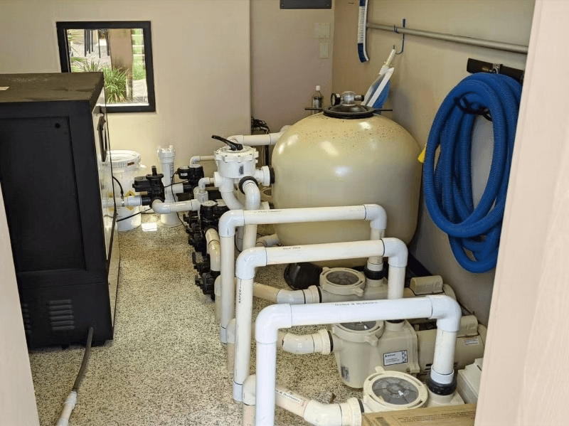Pool equipment repair service